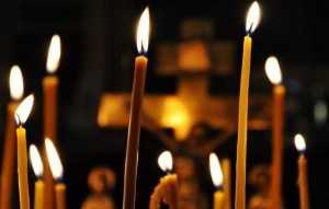 Ritual de iubire cu lumânări bisericești