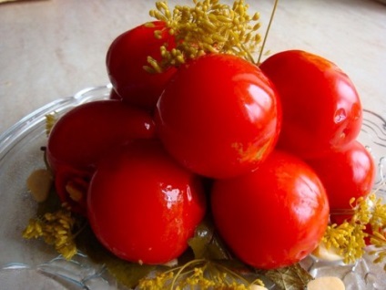 Marinate tomate - piese clasice de lucru