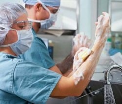 Spălarea și dezinfectarea mâinilor în chirurgie