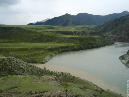 Pe Altai cu mașina