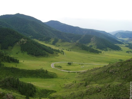 Pe Altai cu mașina