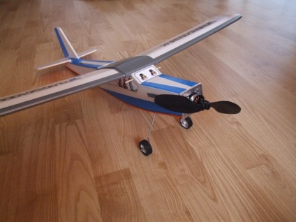 Prezentare generală a modului de realizare a unui model de avion