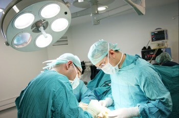 A mellékvese tumor eltávolítására szolgáló sebészet - prognózis és következményei