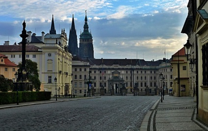 Castelul Praga 6 locuri cele mai interesante, itinerariul, fotografia, harta