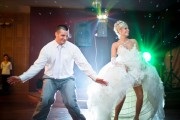 Vicces esküvői tánc, eredeti esküvői tánc, esküvői tánc csavarral
