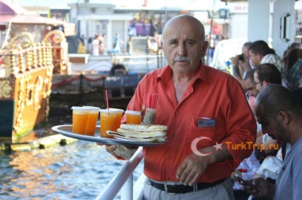 Plimbați-vă la bosforul din Istanbul, fotografie și sfaturi turistice, prețuri și orare