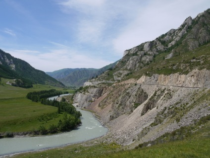 Călătorește prin tractul Chuysk - autocadabra