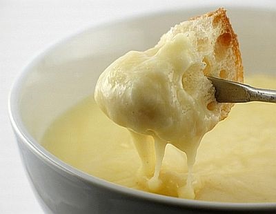 Reteta pentru fondue de brânză în multivariate