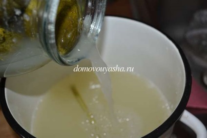 Egy recept a finom sós ropogós uborka egy üvegben lépésről-lépésre fényképek, népi tudás Kravchenko