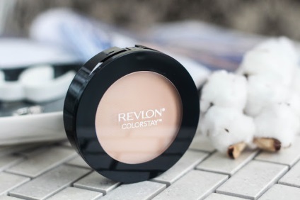 Pulbere compactă de pulbere Revlon, o l i n d i a r y