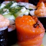 Roll with fish and sweet pepper 