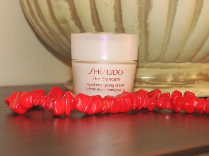 Shiseido crema de îngrijire a pielii multi-energizante - o cremă care regeneră în mod neașteptat energia pielii