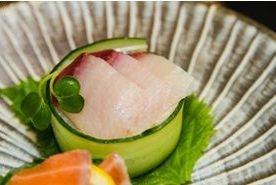 Sushi cu castravete - reteta pas cu pas cu fotografie