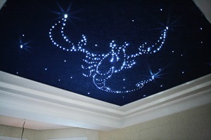 Tavan stretch întunecat lucioasă cu imprimare fotografică de constelații uimitoare, MOS SILING - instalare