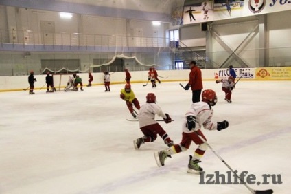 Légzés nélküli edzés és évente 130 ezer jégkorong, mivel az 