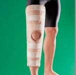 Tutor pe articulația genunchiului