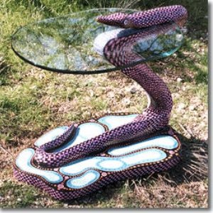 Ornamente în formă de șarpe pentru acasă și corp