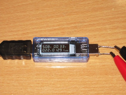 Tester usb, metru sau dispozitiv pentru estimarea aproximativa a curentului, tensiunii,