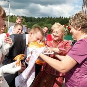 Vezető anastasia shishlina - toastmaster egy esküvőért