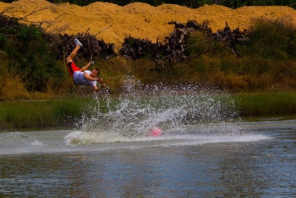 Wakeboarding în Pattaya