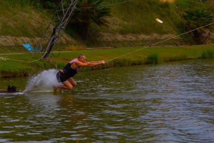 Wakeboarding în Pattaya