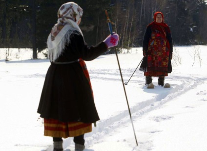 Buranovski nagymamák látogatása, fotóhírek