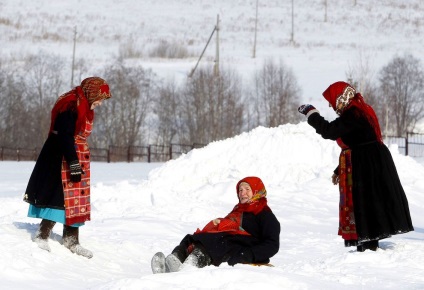 Într-o vizită la bunicile Buranovski, știri despre fotografii