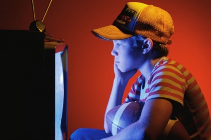 La ce vârstă puteți viziona televizorul copilului dvs. să influențeze televizorul