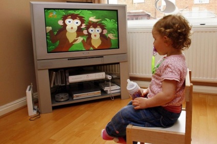 La ce vârstă puteți viziona televizorul copilului dvs. să influențeze televizorul