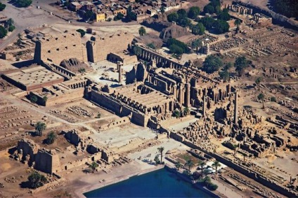 Templul lui Amon din descrierea din Karnak, istoria și fapte interesante