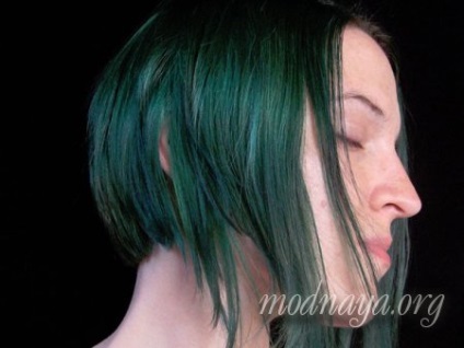 Nuanța verde a părului