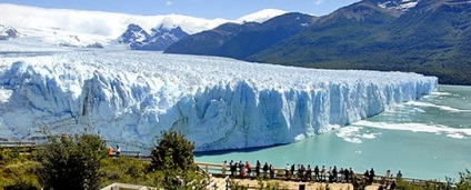 Orașul El Calafate (el calafate) din Argentina, trăiesc să călătorească