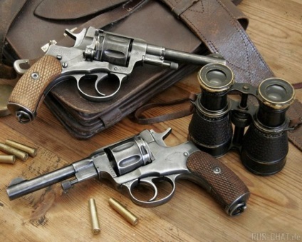 A fegyver története egy egyszerű és megbízható revolver revolver, egy hadsereg közleménye