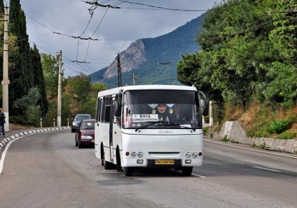 Cum se ajunge de la Simferopol la Yalta, Evpatoria și Alushta