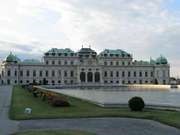Cum să ajungeți de la Viena la Baden și Mayerling fără o excursie