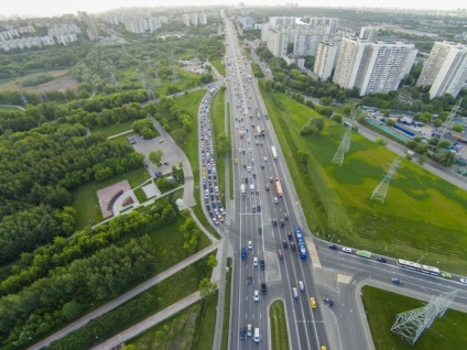 Autostrada Kashirskoe a zburat! Autokadabra