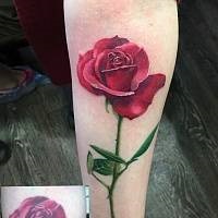 Tetoválás korrekciója a Szabadságban