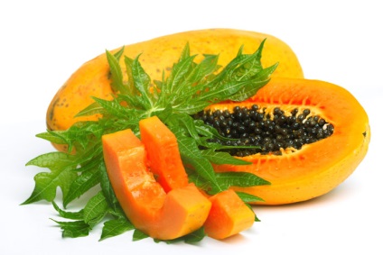 Papaya lasă proprietăți și aplicații utile