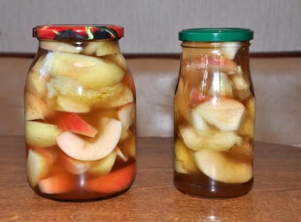 Pácolt almák turn-alapú recept képekkel, otthon a télen, dobozban