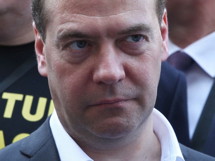 Medvedev a mâncat lângă castravete din Moscova și a decis să nu grăbească abolirea sancțiunilor din Turcia - economia