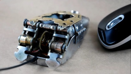 Modificarea unui mouse computer în stiluri steampunk cu propriile mâini