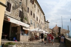 Motovun - adrionik - odihnă, afaceri și vunge în Croația