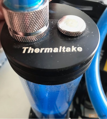 A készlet áttekintése a thermaltake pacific rl360