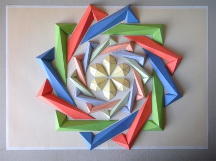 Origami din schema de hârtie a figurilor tridimensionale de la kota hiratsuka