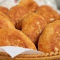 Piesele cu carne de pui, gătiți delicios