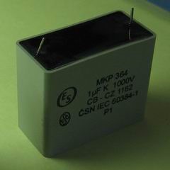 Condensatoare de film pentru dispozitive electronice de putere