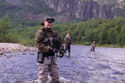 O excursie la Arctic sau pescuit pe râul Noroc