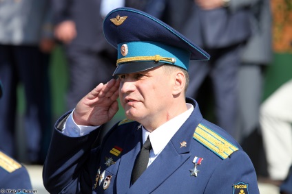 Colonel pe un tur sau ca ofițer de informații rus predat eticheta, inforeist