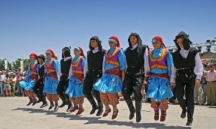 Dansuri populare populare în Turcia știri