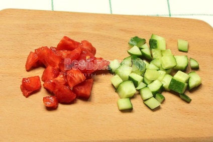 Portions saláta paradicsommal - recept kör alakú fotókkal, minden étel